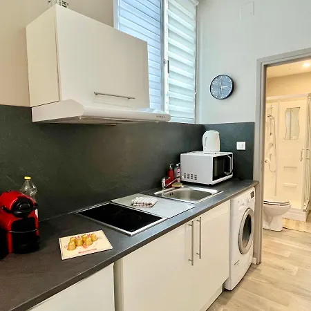 Apartamento Orphelins 2 *