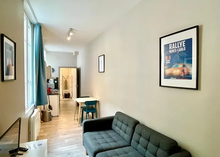 Orphelins 2 Apartment